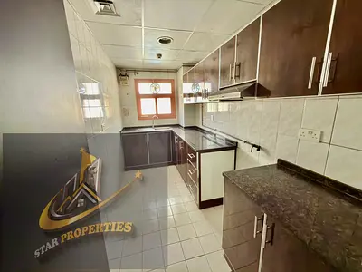 BIG SIZE APARTMENT SEPRATE HALL 1 BHK 32 K 6 CHQS BALCONY FAMILY BUILDING NEAR TO MAGA MALL