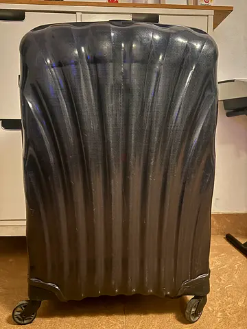 Samsonite Cosmolite Medium Checkin Luggage