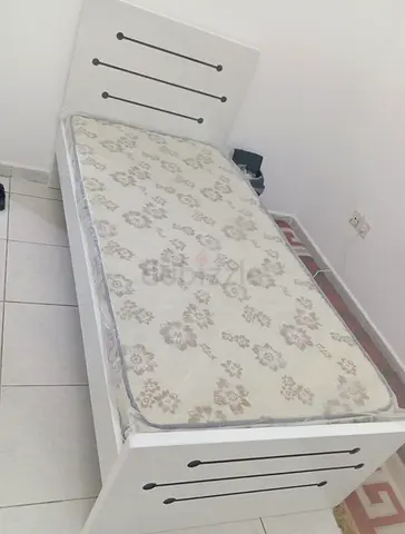 Single white wooden bed frame with mattress 90x190 cm