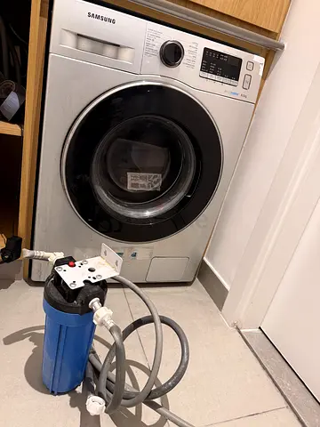 ALMOST NEW SAMSUNG ECO BUBBLE 8 Kg FULLY AUTOMATIC WASHING WITH WATER FILTER
