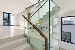 Landscaped 4BR | Close to Amenities