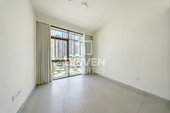 Bright Modern Unit | Desirable Location | Vacant