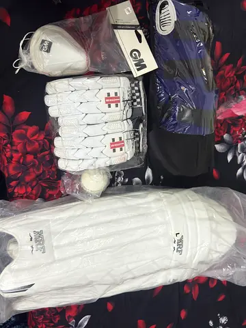 Cricket Kit with MRF Pads and GM Accessories