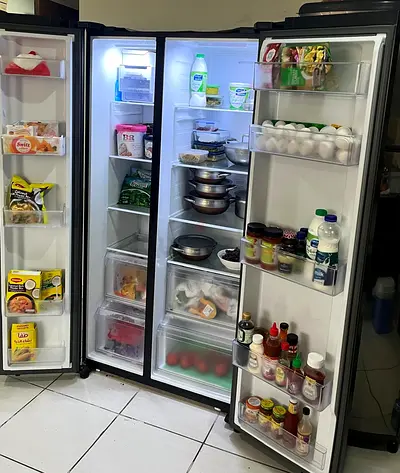 Samsung RS62R5001B4 Side-by-Side Refrigerator