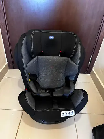 Chicco Convertible Child Car Seat - Grey, Good Condition