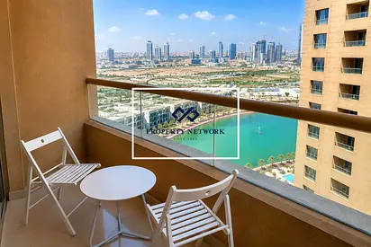Upgraded Studio | Fully Furnished | Vacant