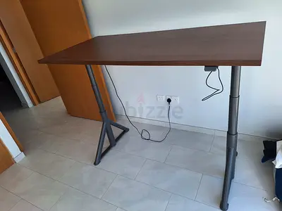 ikea electric IDASEN sit/stand 160x80cm duol motor with Bluetooth.