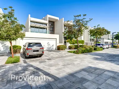 5BR Contemporary | Multiple Options | Area Expert