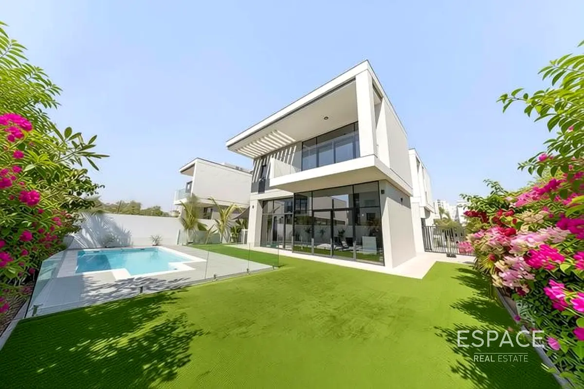 Vastu 4 Bed Villa with Swimming Pool
