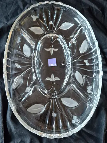 Silica Glass Divided Serving Dish with Floral Engraving