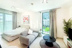 Up to 6 cheques | Furnished | Balcony and Parking
