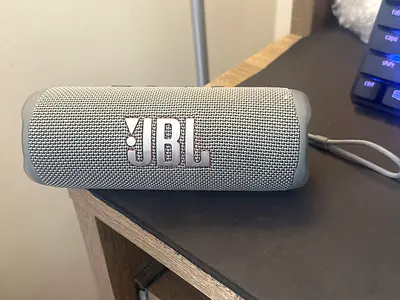 JBL Flip 6