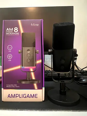 Fifine AmpliGame AM8 USB Condenser Microphone with Stand - Brand New