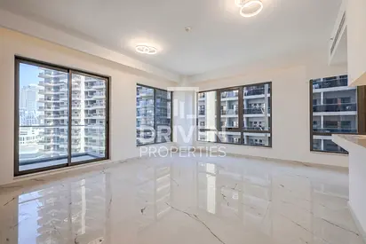 Premium Views | Close to Burj Khalifa | Balcony