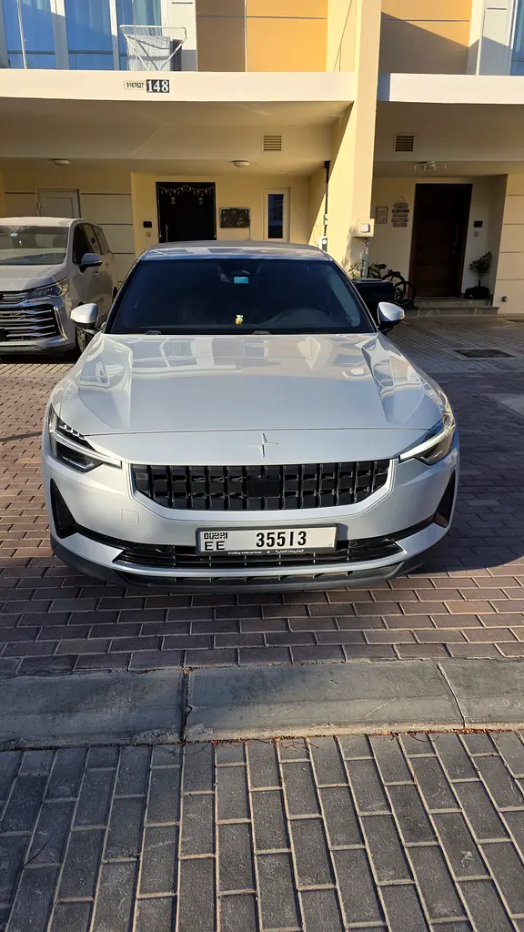 Polestar 2 2023 — photo 1 of 16