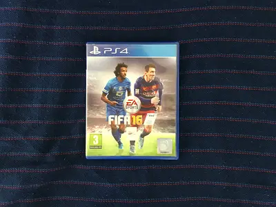FIFA 16 (PS4)