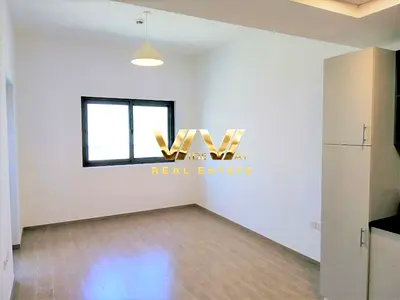 INVESTMENT DEAL | CLOSE TO METRO | HIGH FLOOR