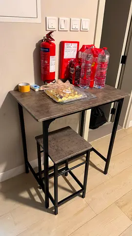 Table with stools