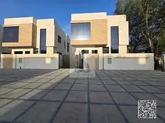 Direct from owner: Modern 5-bedroom villa