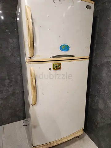 Sanyo Japenese Large Fridge For Sale