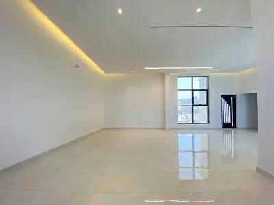 Elegant 4BR Villa for Family Living in Al Awir 1
