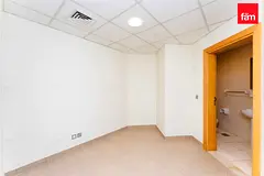 3br | Furnished|Road Facing |Shoreline