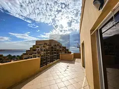 FULLY FURNISHED | EXQUISITE PANORAMIC PENTHOUSE
