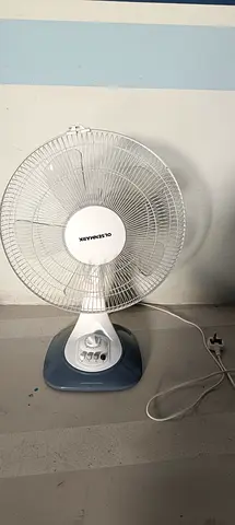 Used electric table/desk fan - working condition