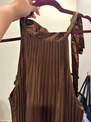 Brown pleated sleeveless dress - good condition