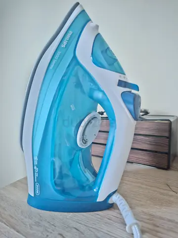Philips Steam Iron (3000 Series) - Good Working Condition