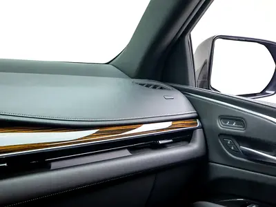 2022 Cadillac ESCALADE — миниатюра 15