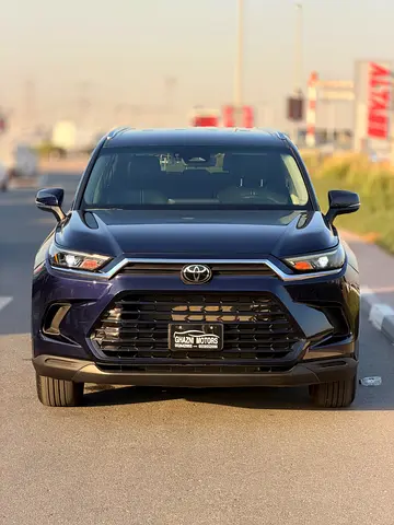 Toyota Grand Highlander XLE - 2024 Pristine Condition
