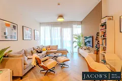 Spacious layout | Furnished | Vacant soon