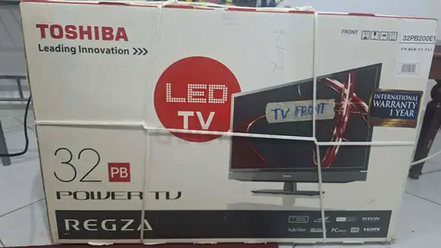 Toshiba 32-inch LED TV (Regza) - Boxed,