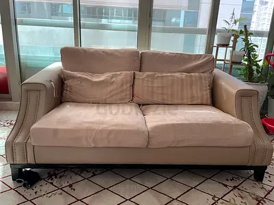 3 seater sofa for sale in Corniche Abudhabi