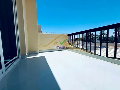 Luxury 3 Bedroom Apartment | Dining Room | Private Parking
