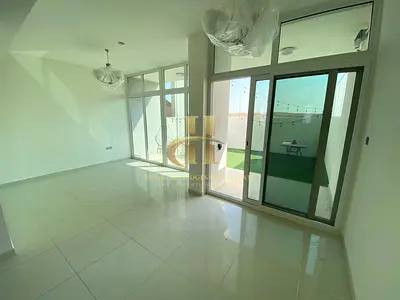 Luxurious Townhouse | Elegant | Ready to move