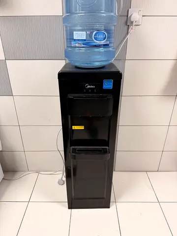 Black Office Water Dispenser