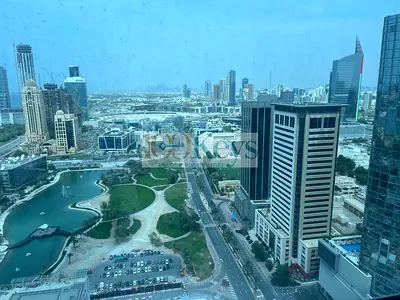 SEA VIEW | VACANT | High Floor| LARGE LAYOUT