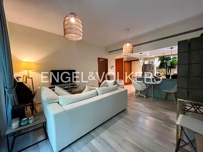 Furnished l Vacant l Garden View