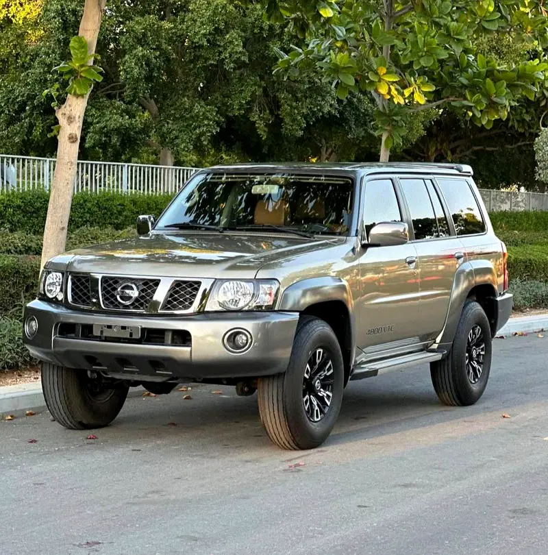 Nissan Patrol 2021 — photo 1 of 7