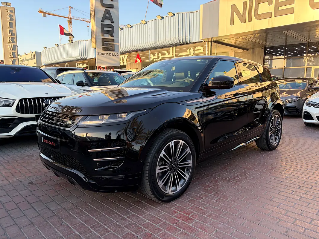 Land Rover Range Rover Evoque 2024 — photo 1 of 17