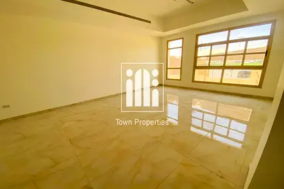 Prime Location | Apartment 3MBR + Maid | Special Price | Close To Services |