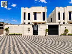 Freehold .Modern villa on a main street, no registration fees.