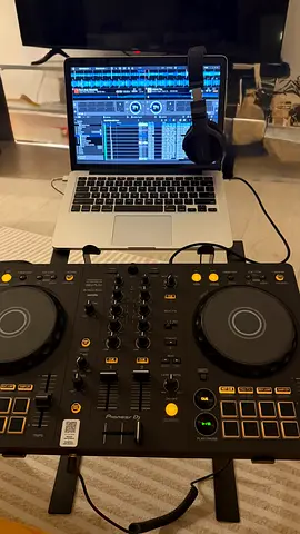 DDJ FLX-4