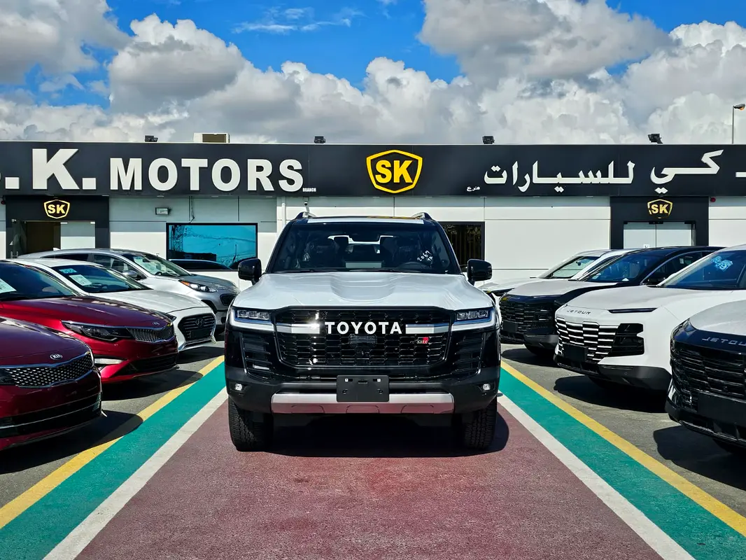 Toyota Land Cruiser 2026 — photo 1 of 18