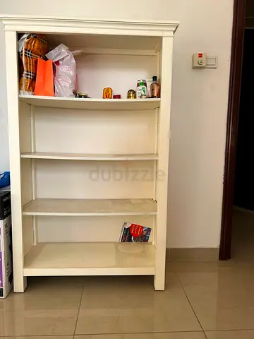 bookshelf