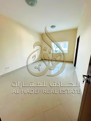🏡✨ للإيجار السنوي – المجاز 1 | شقة فاخرة بمساحات كبيرة جداً ✨🏡 📍 موقع مميز في قلب المجاز 1، قريب من جميع الخدمات والمرافق الحيوية.