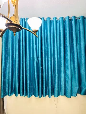Window curtains