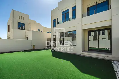 Type A Villa | Huge Plot with Maids and Study Room